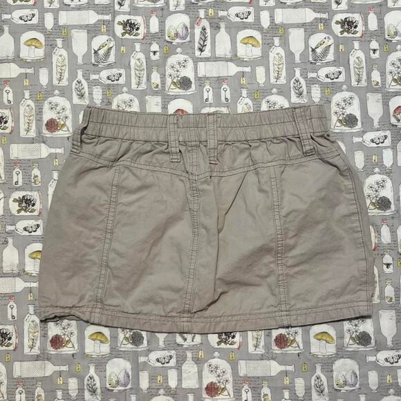 Urban outfitters cargo mini skirt - Picture 5 of 8